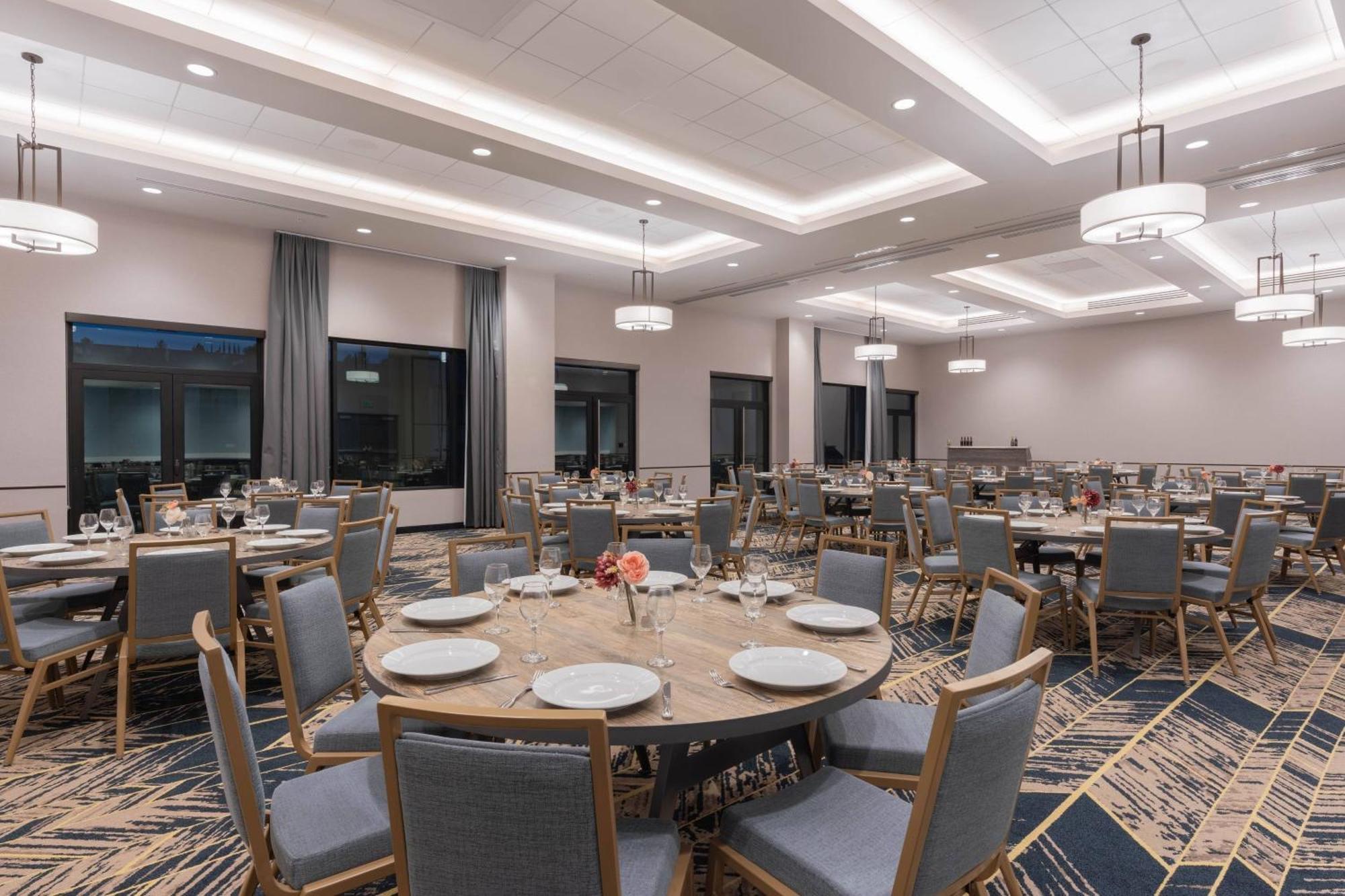 Courtyard By Marriott Thousand Oaks Агура-Хиллз Экстерьер фото