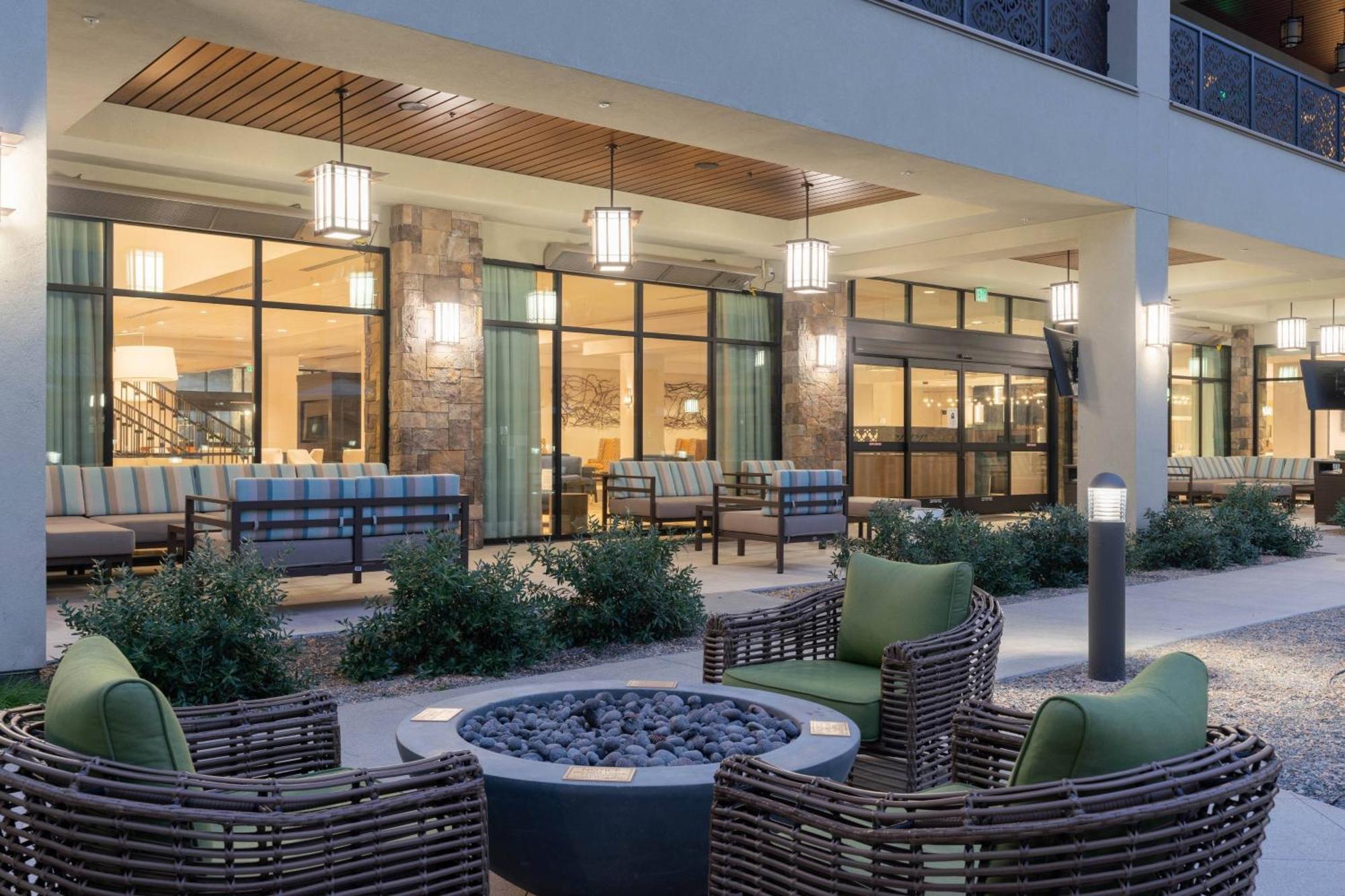 Courtyard By Marriott Thousand Oaks Агура-Хиллз Экстерьер фото