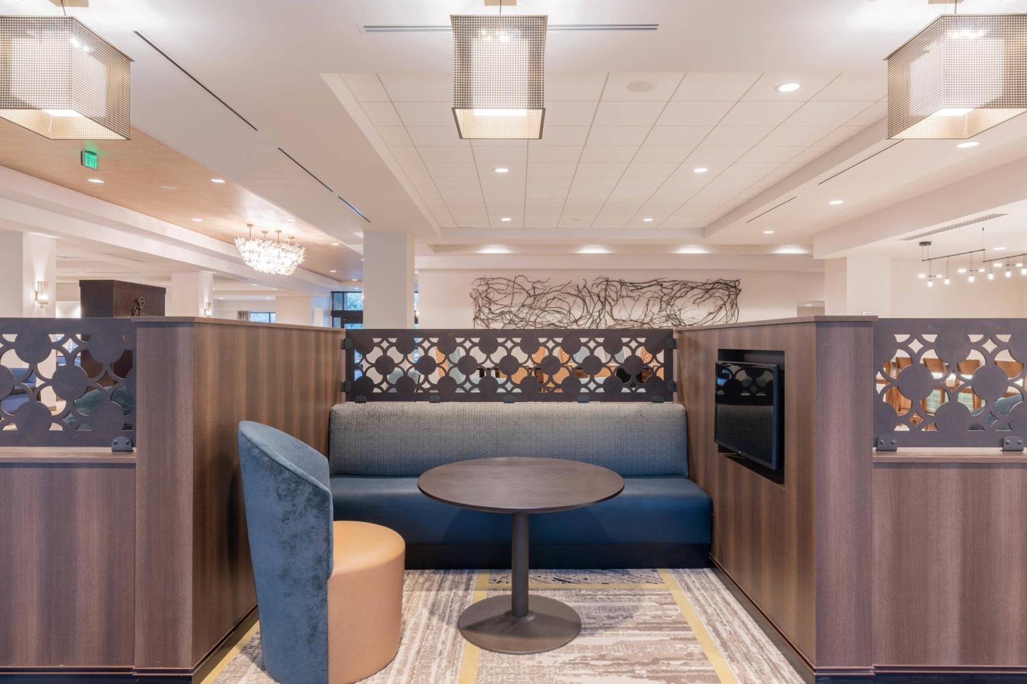 Courtyard By Marriott Thousand Oaks Агура-Хиллз Экстерьер фото