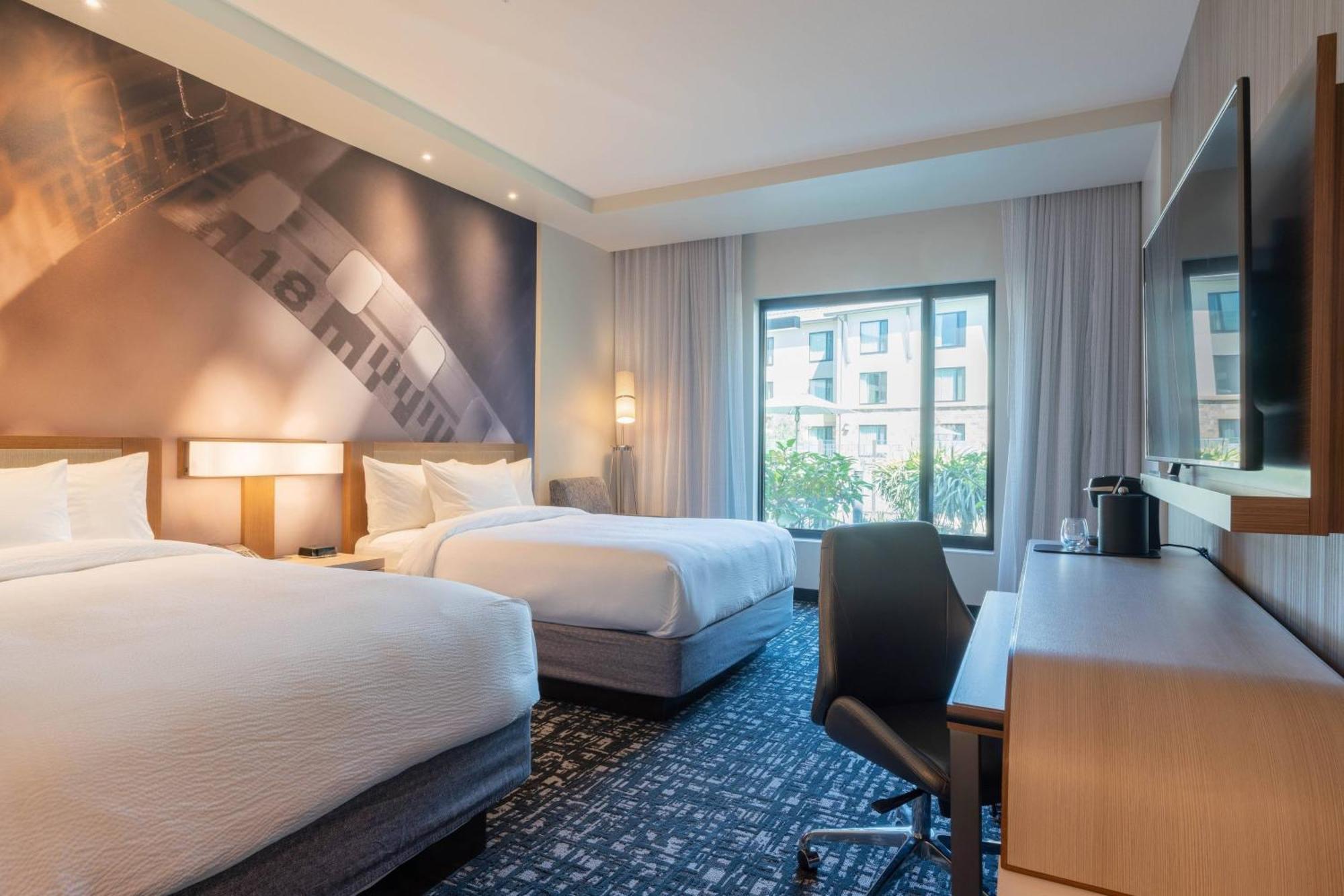 Courtyard By Marriott Thousand Oaks Агура-Хиллз Экстерьер фото